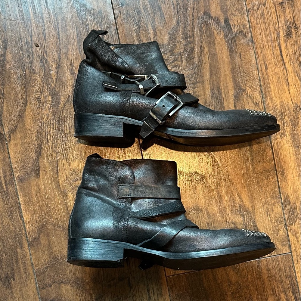 Tod's Black Leather Ankle Boots with 3 Buckles & Studded Toe Sz41 - Picture 5 of 6